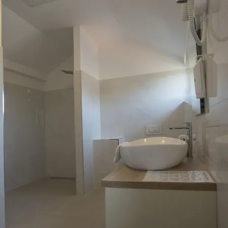 Diana Hotel Villa 3* Split