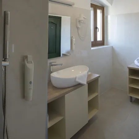 Diana Hotel Villa 3*