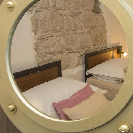 Diana Hotel Villa 3*