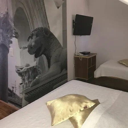 Hotel Diana Hotel Villa 3*